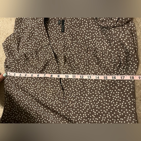 Maurice’s polka dot blouse - Picture 7 of 9